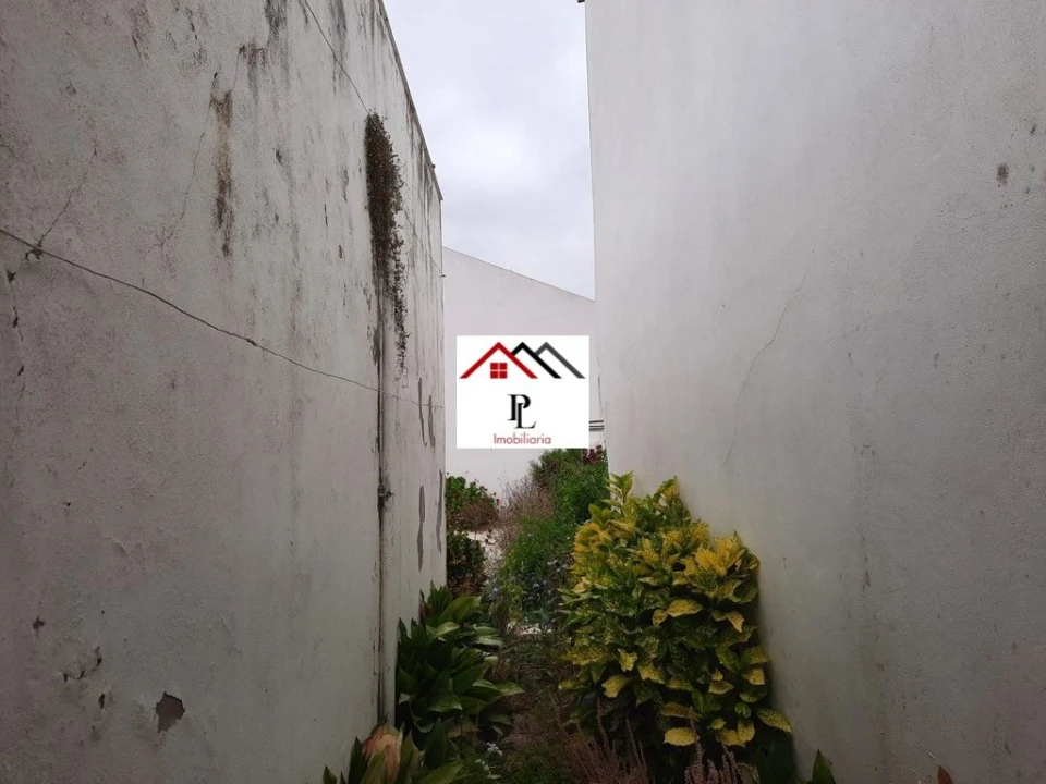 Moradia T4 para Venda em Abrunheira, Verride e Vila Nova da Barca Foto 23