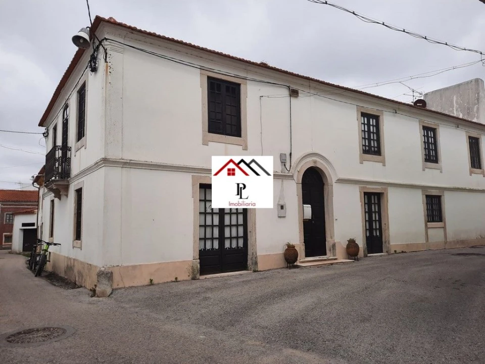 Moradia T4 para Venda em Abrunheira, Verride e Vila Nova da Barca Foto 2