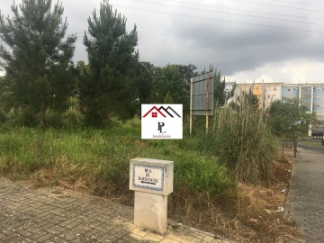 Terreno para Venda em Trouxemil e Torre de Vilela