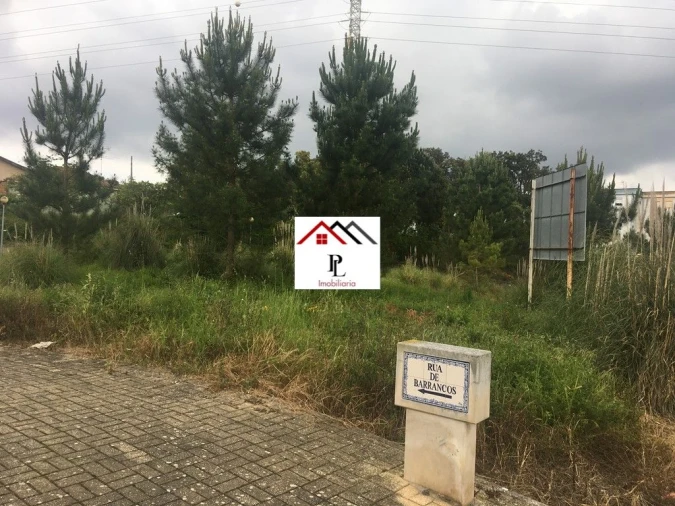 Terreno para Venda em Trouxemil e Torre de Vilela Foto 6