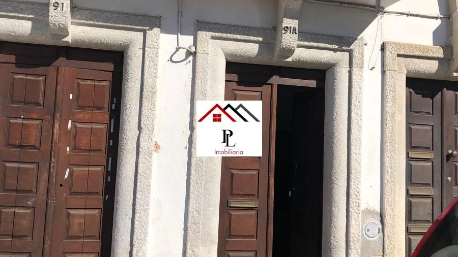 Loja para Arrendamento em Sé Nova, Santa Cruz, Almedina e São Bartolomeu