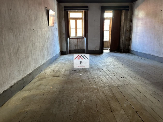 Apartamento T5 para Venda em Penacova Foto 12