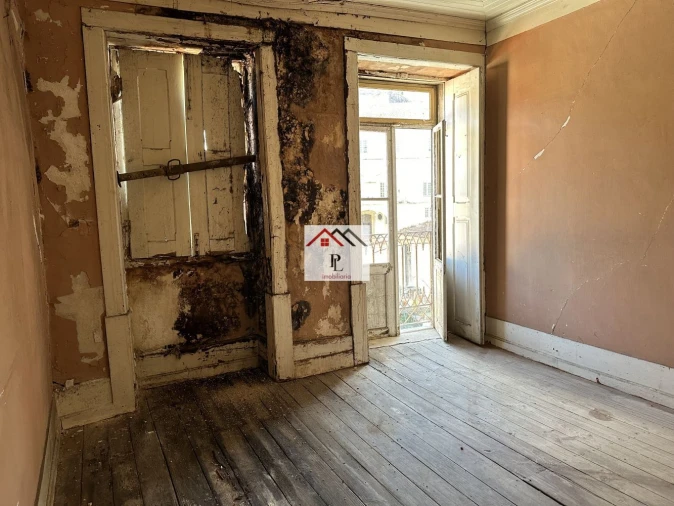 Apartamento T5 para Venda em Penacova Foto 6