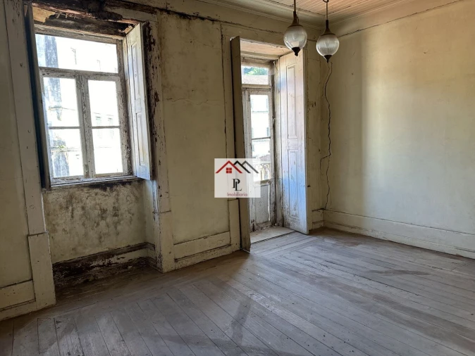 Apartamento T5 para Venda em Penacova Foto 7