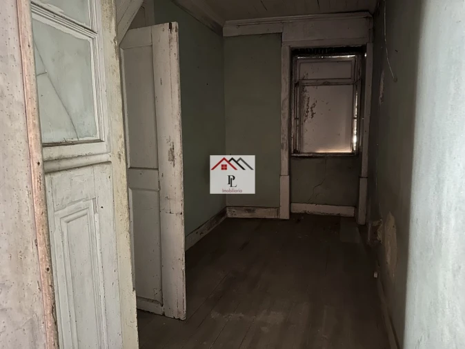 Apartamento T5 para Venda em Penacova Foto 5