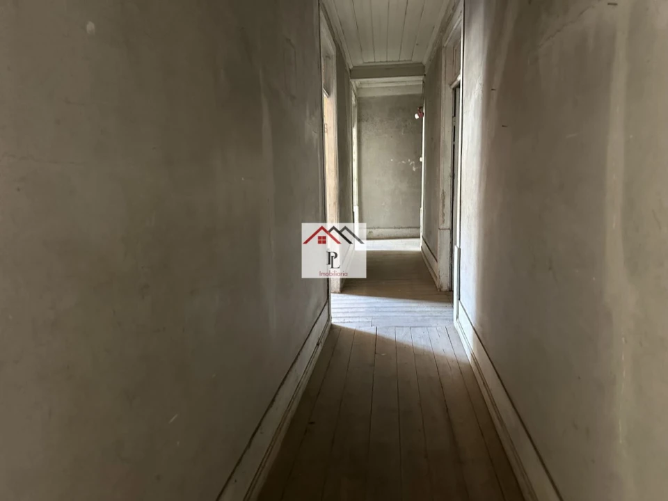 Apartamento T5 para Venda em Penacova Foto 3