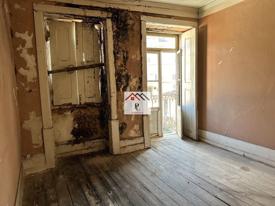 Apartamento T5 para Venda em Penacova Foto 6