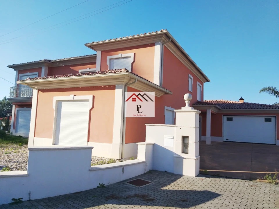 Moradia T7 para Venda em Milagres Foto 5