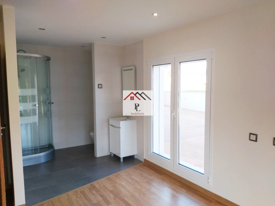 Moradia T7 para Venda em Milagres Foto 20