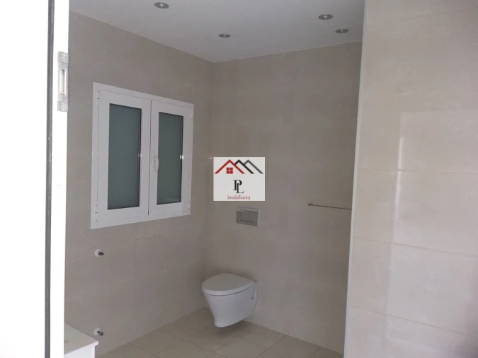 Moradia T7 para Venda em Milagres Foto 8