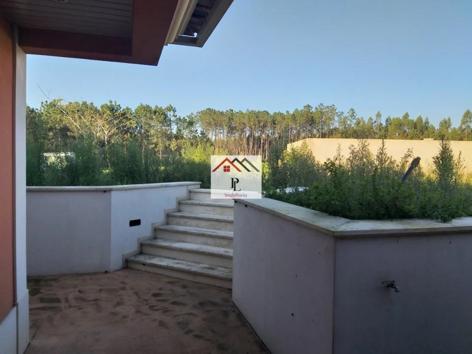 Moradia T7 para Venda em Milagres Foto 11