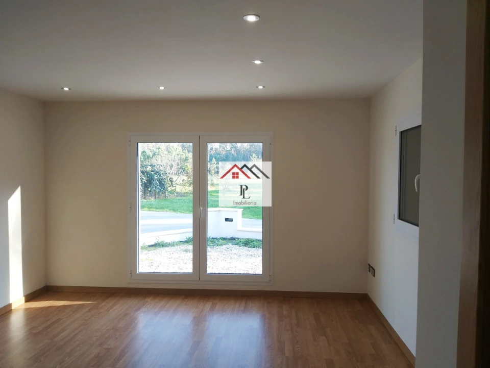 Moradia T7 para Venda em Milagres Foto 18