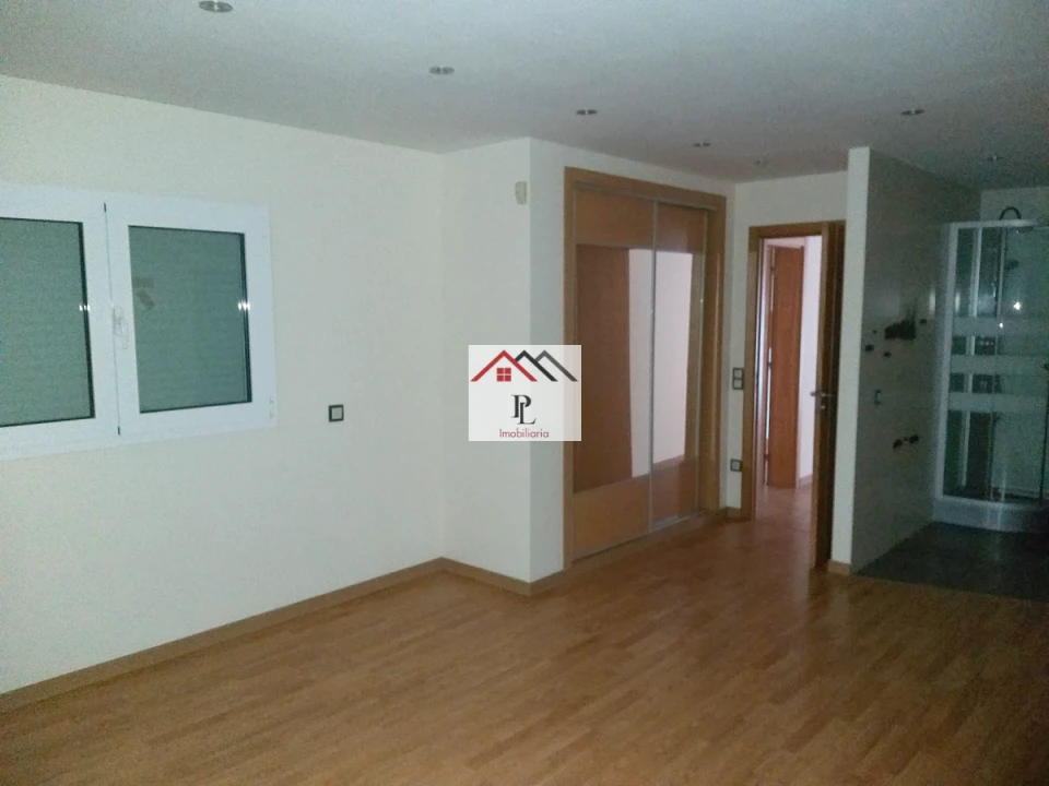 Moradia T7 para Venda em Milagres Foto 21