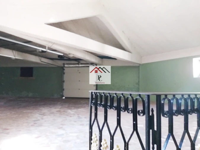 Moradia T10 para Venda em Maiorca Foto 18