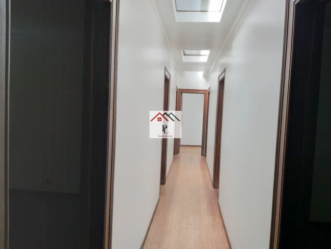 Moradia T10 para Venda em Maiorca Foto 26