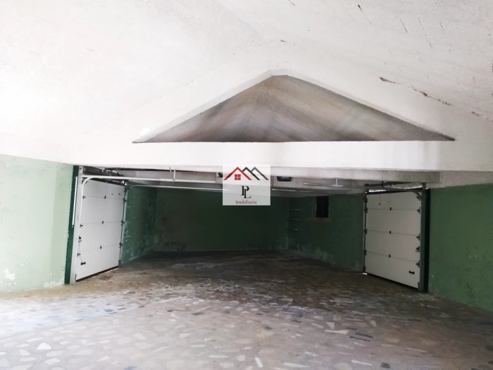 Moradia T10 para Venda em Maiorca Foto 19