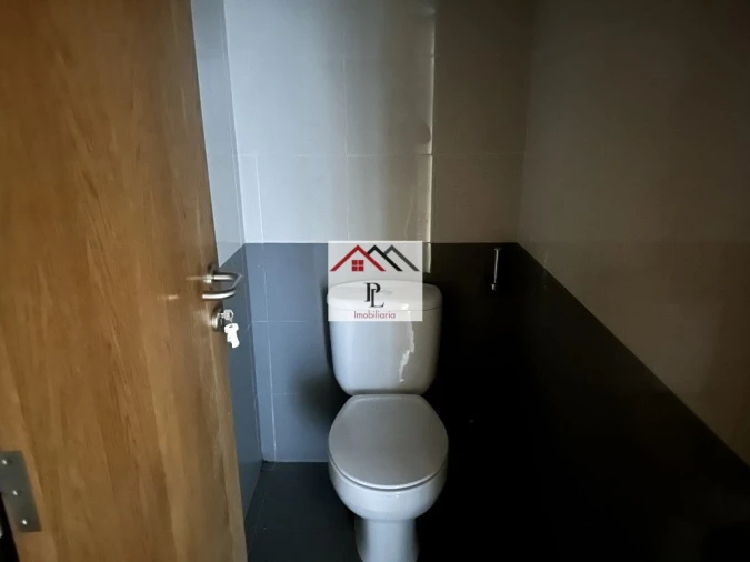 Loja para Venda em Águeda e Borralha Foto 10