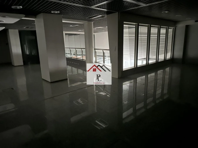 Loja para Venda em Sé Nova, Santa Cruz, Almedina e São Bartolomeu Foto 16