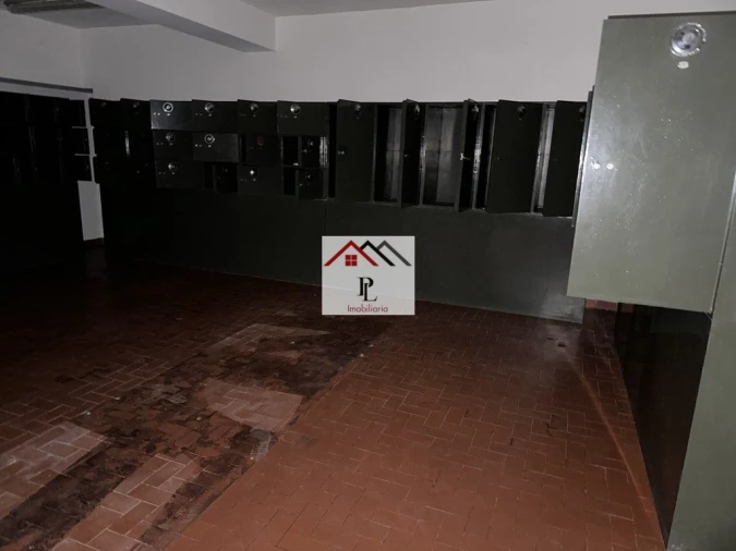 Loja para Venda em Sé Nova, Santa Cruz, Almedina e São Bartolomeu Foto 22