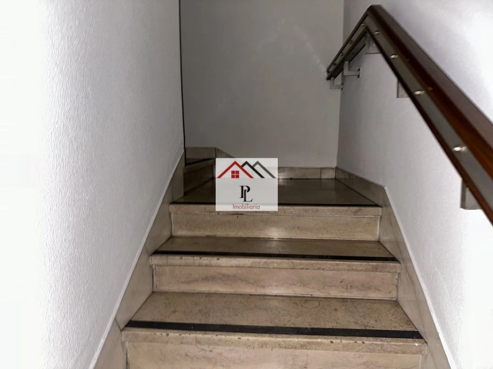 Loja para Venda em Sé Nova, Santa Cruz, Almedina e São Bartolomeu Foto 33