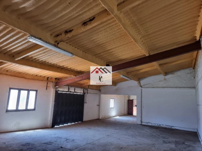 Loja para Venda em Vilarinho do Bairro Foto 2