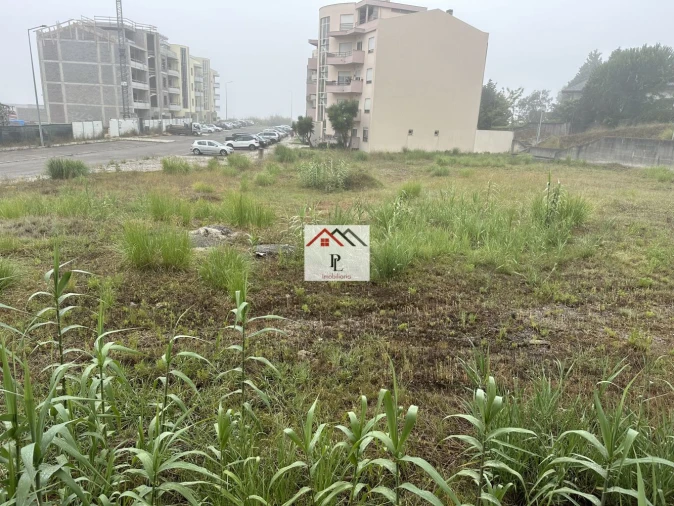 Terreno para Venda em Tavarede Foto 4