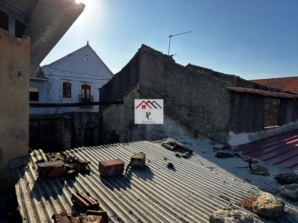 Moradia T3 para Venda em Sepins e Bolho Foto 9