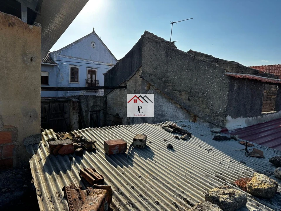 Moradia T3 para Venda em Sepins e Bolho Foto 10