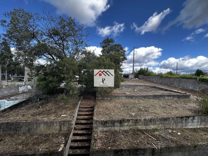 Moradia T10 para Venda em Nogueira do Cravo Foto 8