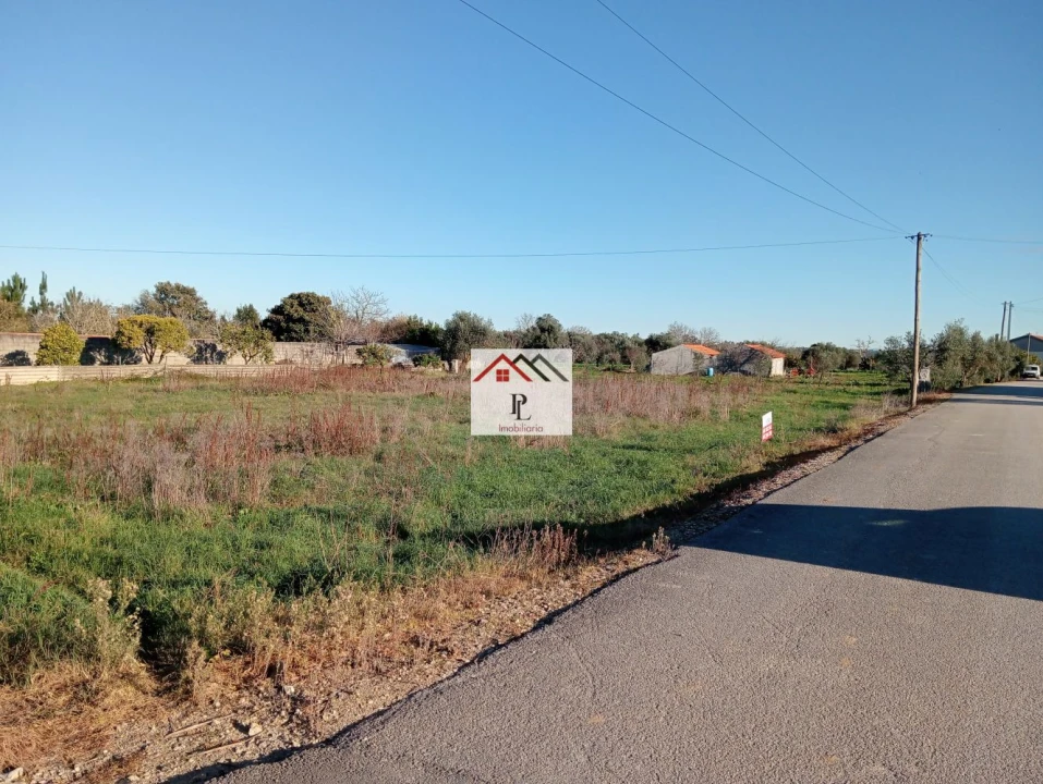 Terreno para Venda em Portunhos e Outil Foto 3