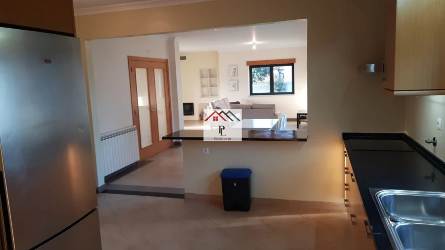 Moradia T4 para Venda em São Miguel, Santa Eufémia e Rabaçal Foto 2