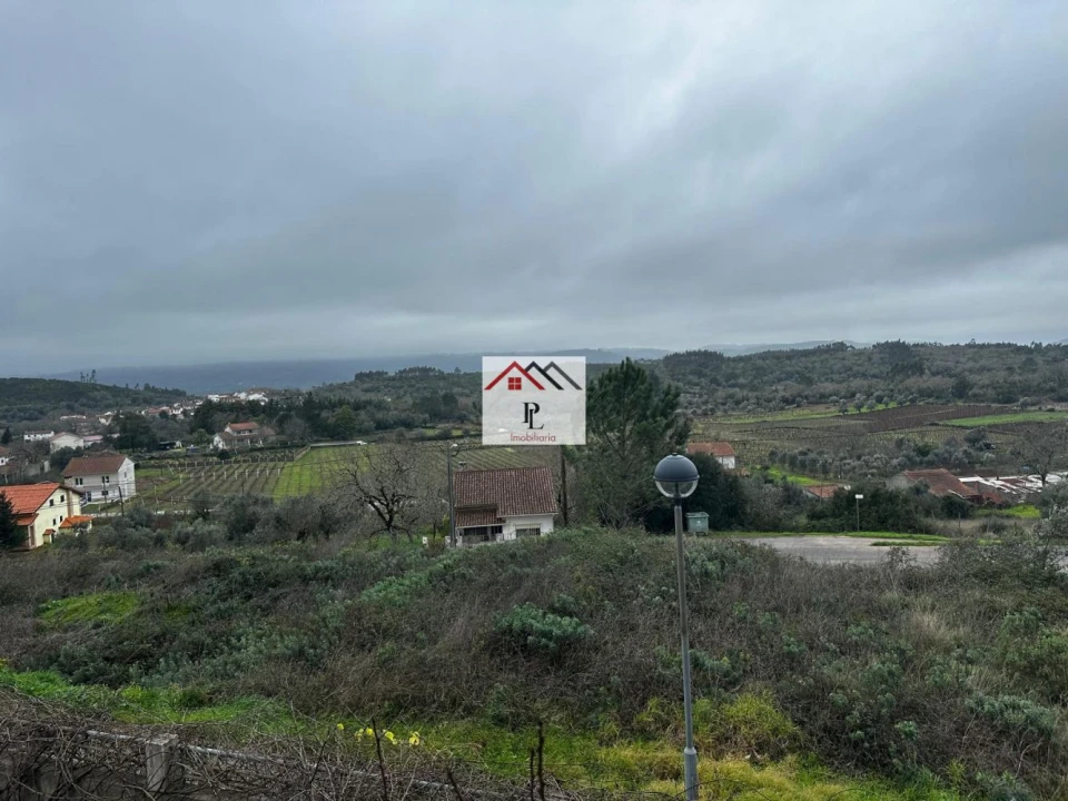 Moradia T4 para Venda em São Miguel, Santa Eufémia e Rabaçal Foto 27