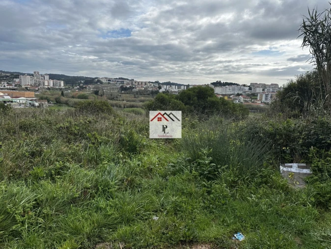 Terreno para Venda em Tavarede Foto 3
