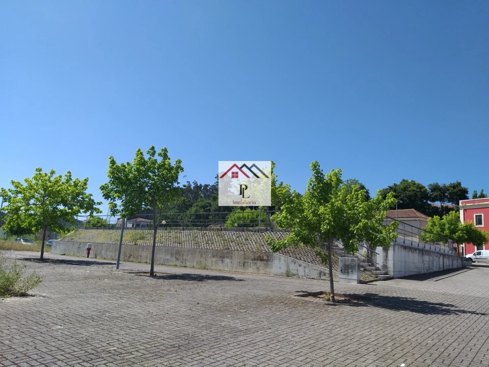 Terreno para Venda em São Martinho do Bispo e Ribeira de Frades Foto 1