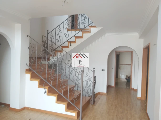 Moradia T5 para Venda em São Martinho de Árvore e Lamarosa Foto 8