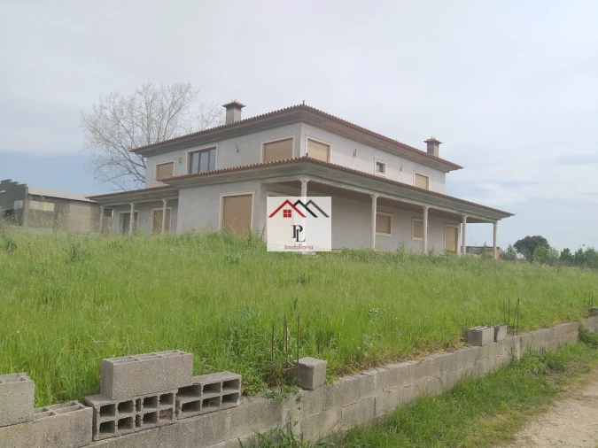 Moradia T5 para Venda em São Martinho de Árvore e Lamarosa Foto 2