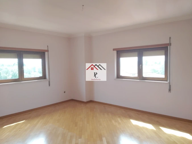 Moradia T5 para Venda em São Martinho de Árvore e Lamarosa Foto 22