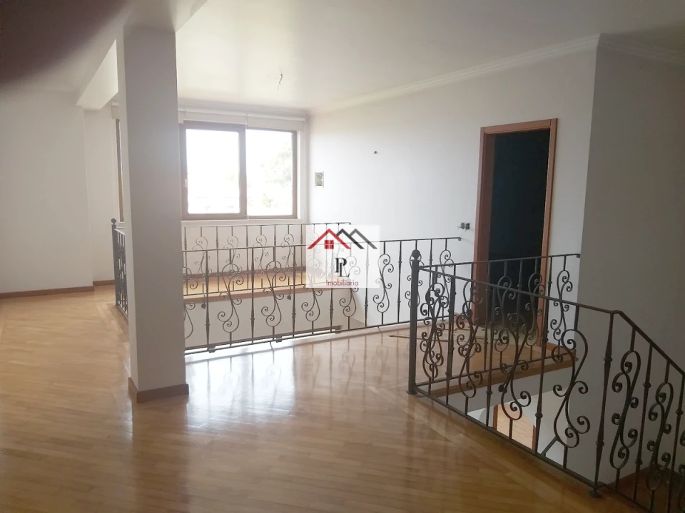 Moradia T5 para Venda em São Martinho de Árvore e Lamarosa Foto 19