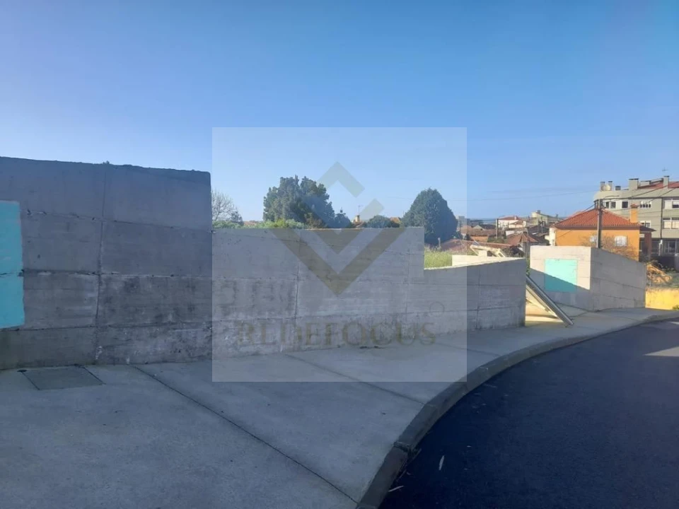Terreno para Venda em Esmoriz Foto 11