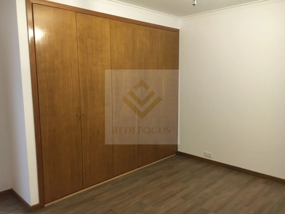 Moradia T3 para Venda em Sanguedo Foto 31