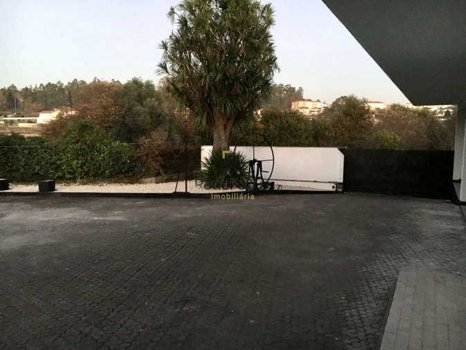 Moradia T3 para Venda em Sanguedo Foto 43