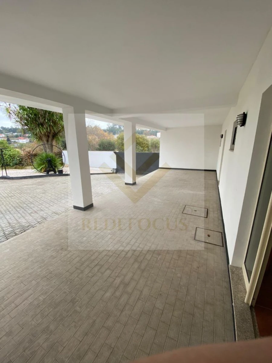 Moradia T3 para Venda em Sanguedo Foto 3