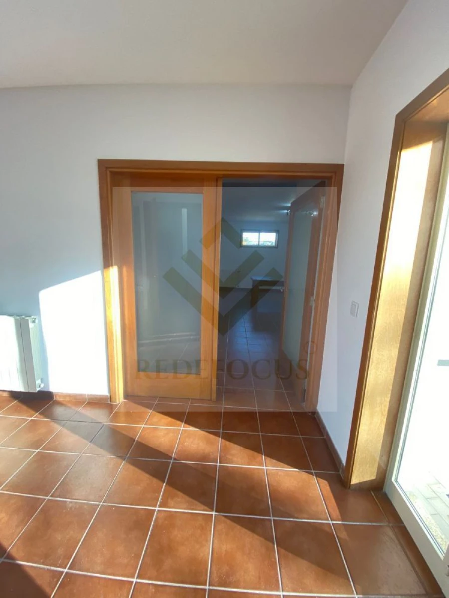 Moradia T3 para Venda em Sanguedo Foto 9