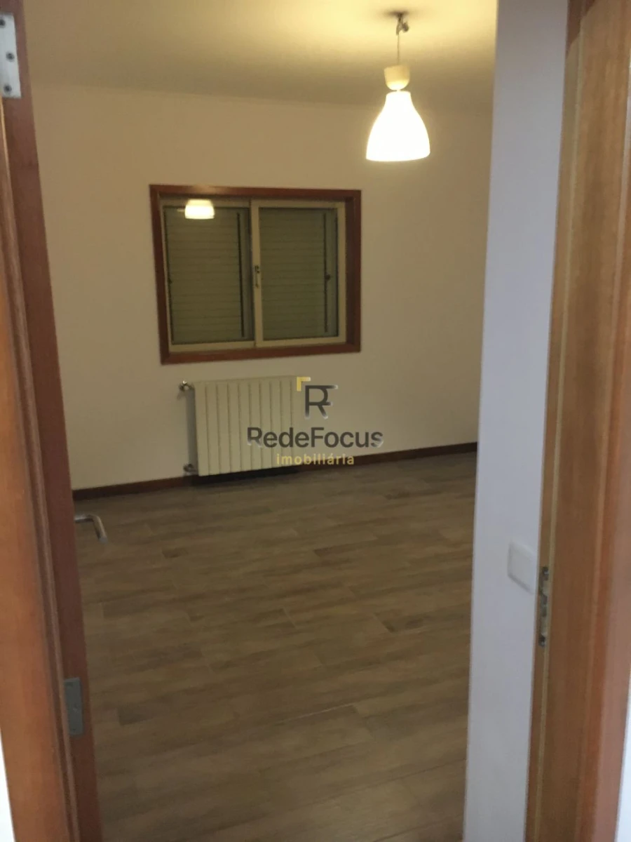 Moradia T3 para Venda em Sanguedo Foto 27