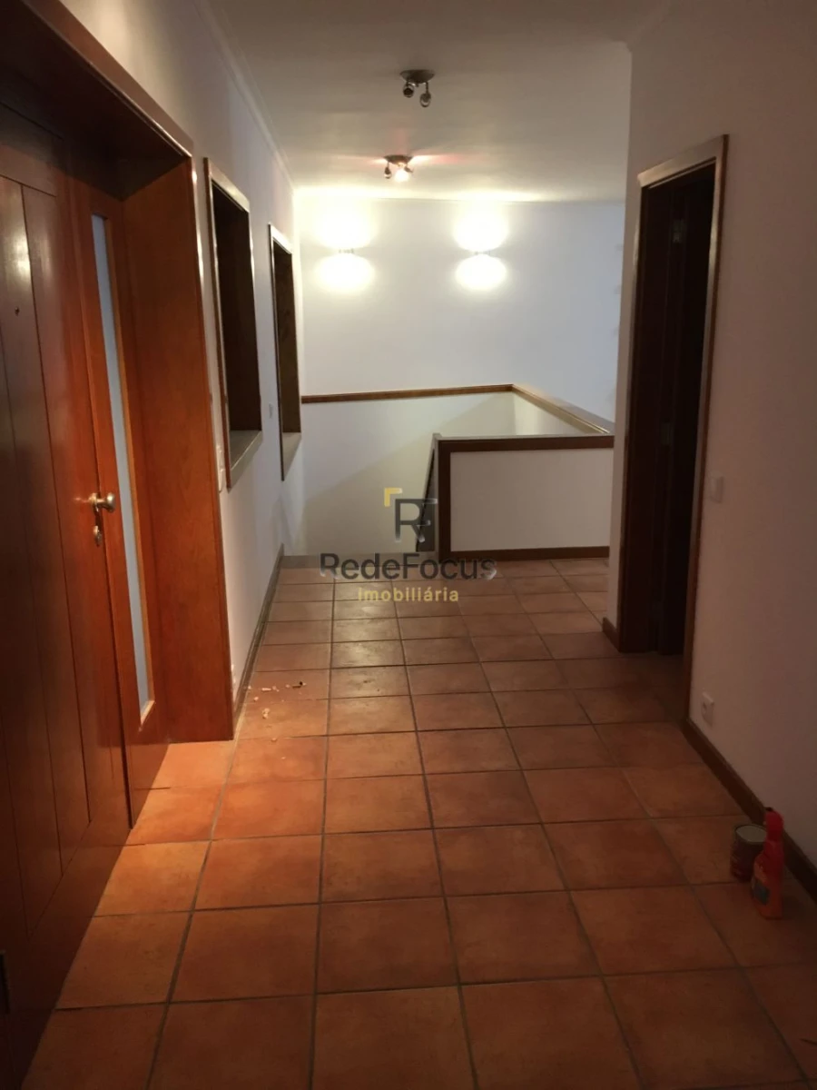 Moradia T3 para Venda em Sanguedo Foto 17