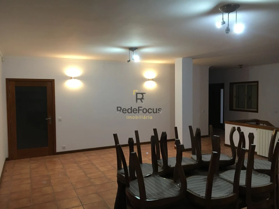 Moradia T3 para Venda em Sanguedo Foto 16