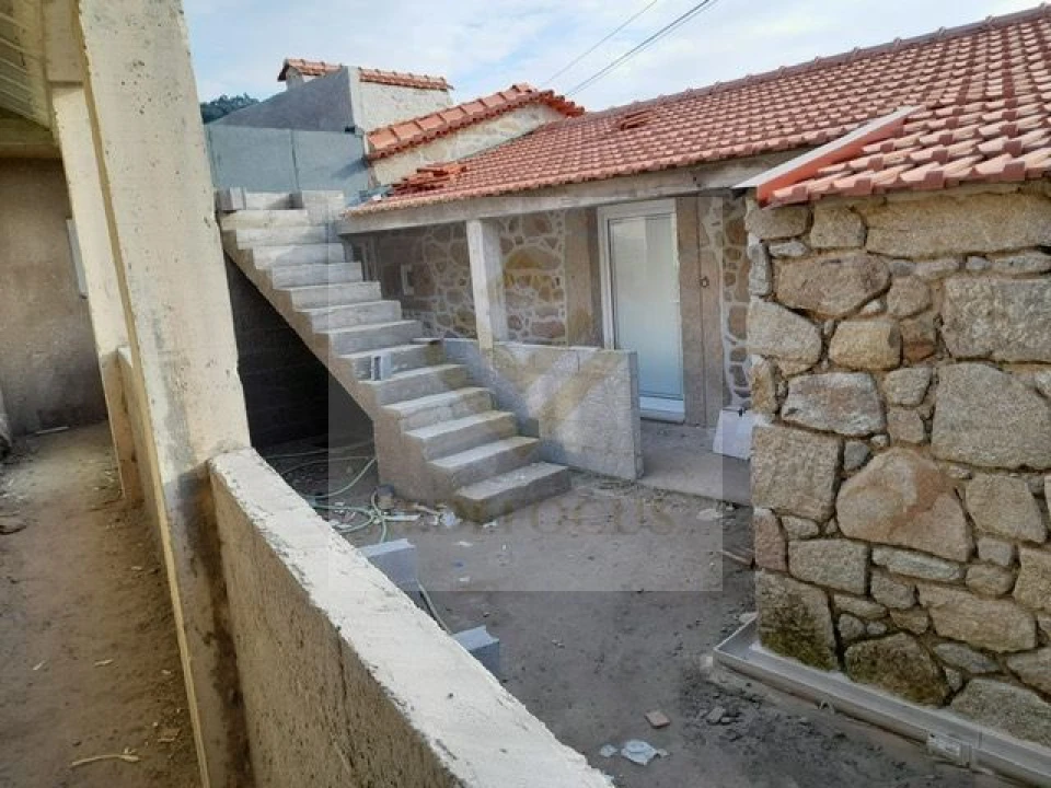 Moradia T4 para Venda em Mansores Foto 13