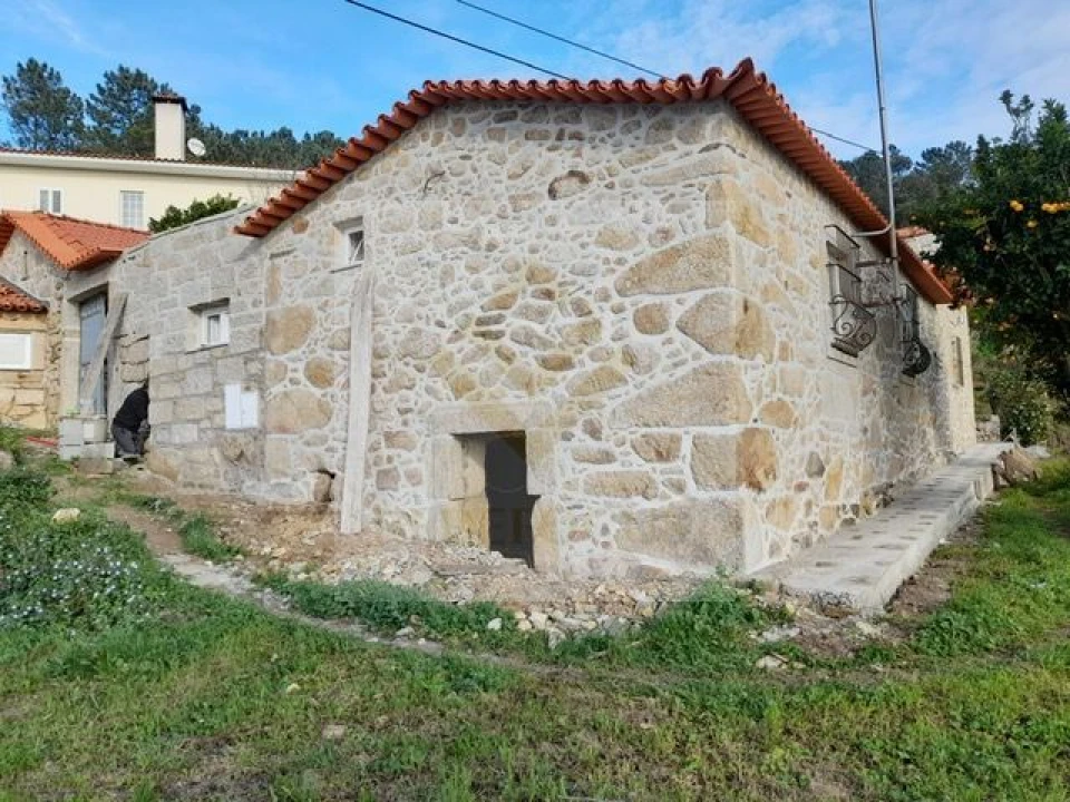 Moradia T4 para Venda em Mansores Foto 1