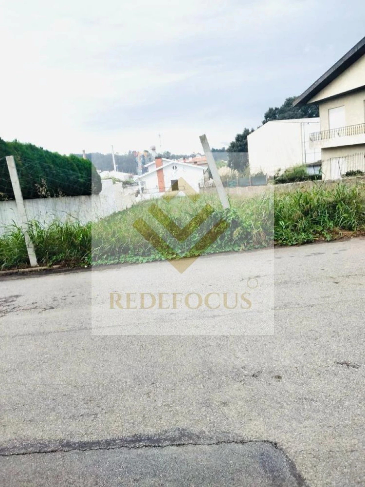 Terreno para Venda em Santa Maria de Lamas Foto 2