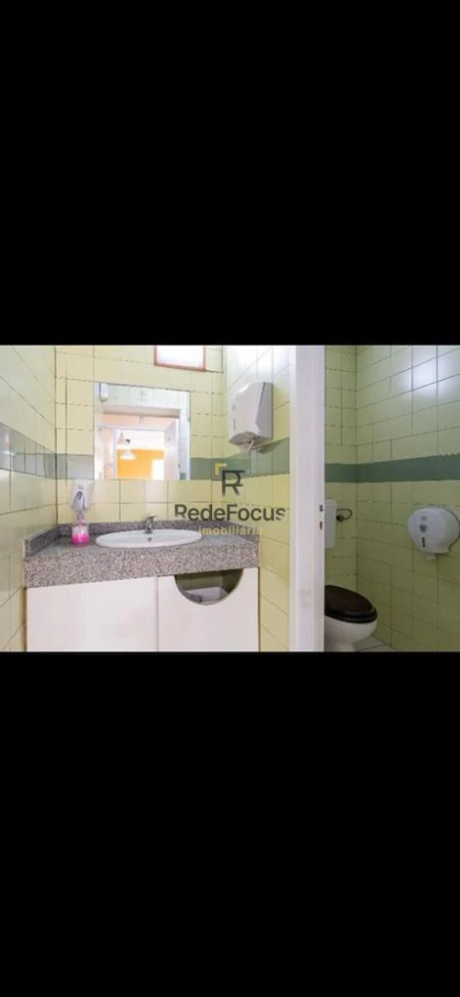 Loja para Venda em Arcozelo Foto 13